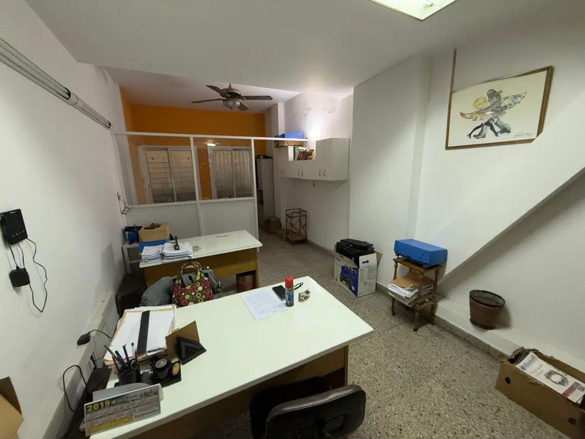 VENTA DE OFICINA EN AV CORRIENTES Y MEDRANO 5