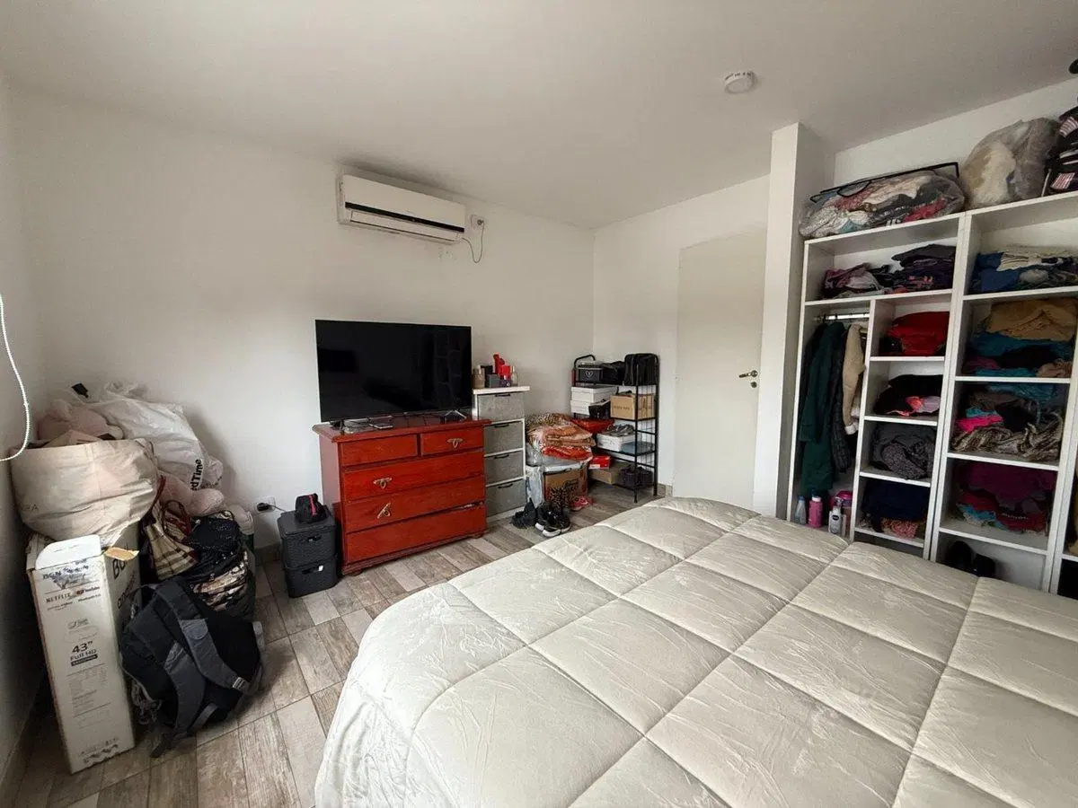PH EN VENTA EN PACHECO SOBRE AVENIDA SIN EXPENSAS 5