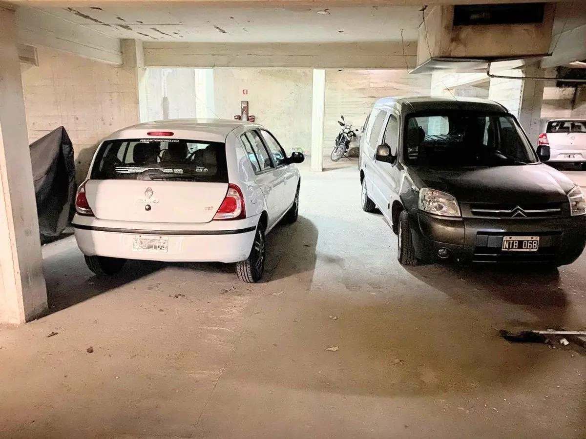 VENTA COCHERA DOBLE CUBIERTA VICENTE LOPEZ 2