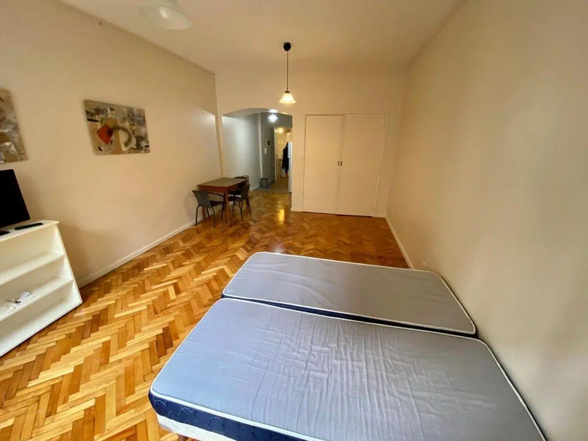Departamento monoambiente en venta en Recoleta 4