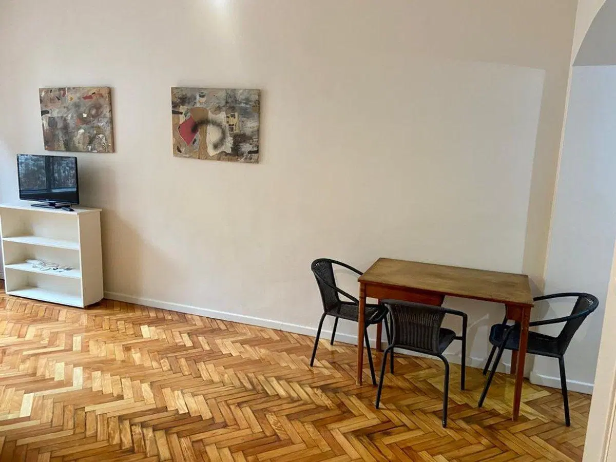 Departamento monoambiente en venta en Recoleta 5