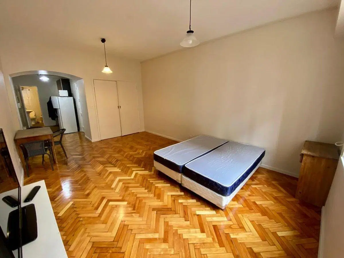 Departamento monoambiente en venta en Recoleta 2