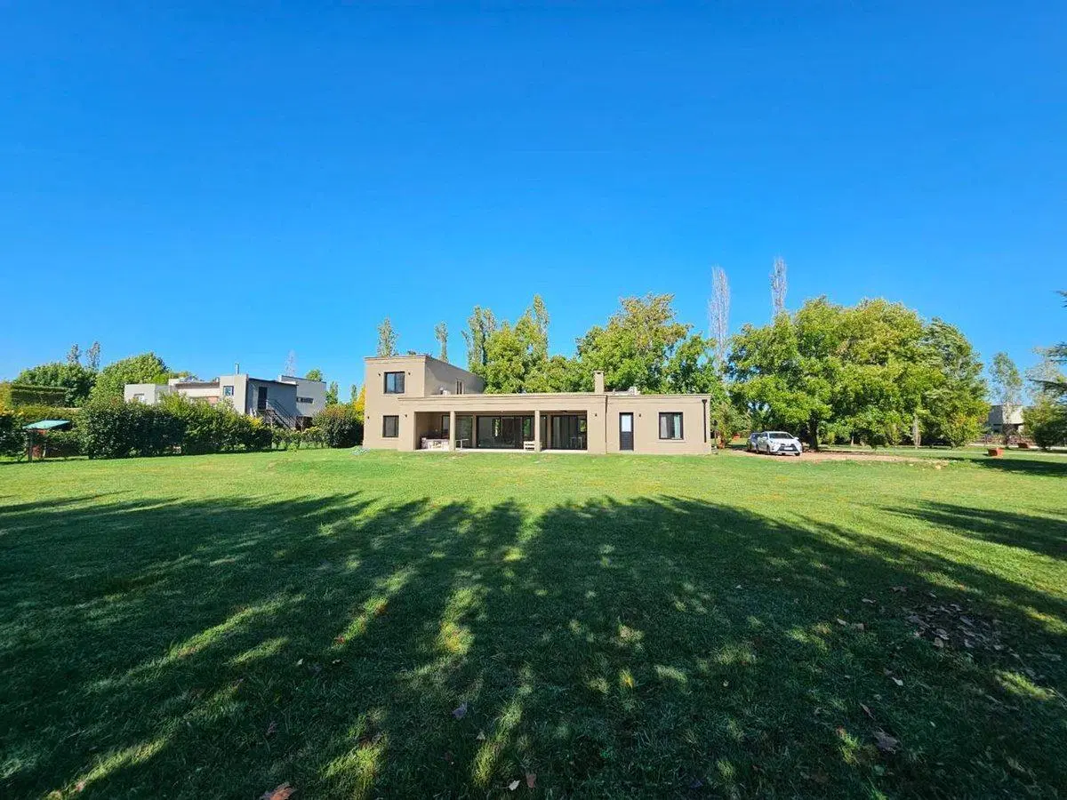 CASA VENTA Exaltación de la Cruz 5 amb A ESTRENAR 2