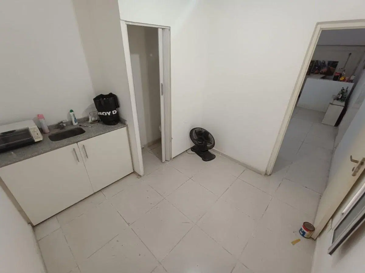 VENTA COCHERA TECHADA CERRADA VILLA BALLESTER 7