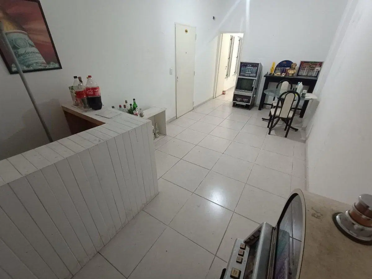 VENTA COCHERA TECHADA CERRADA VILLA BALLESTER 4