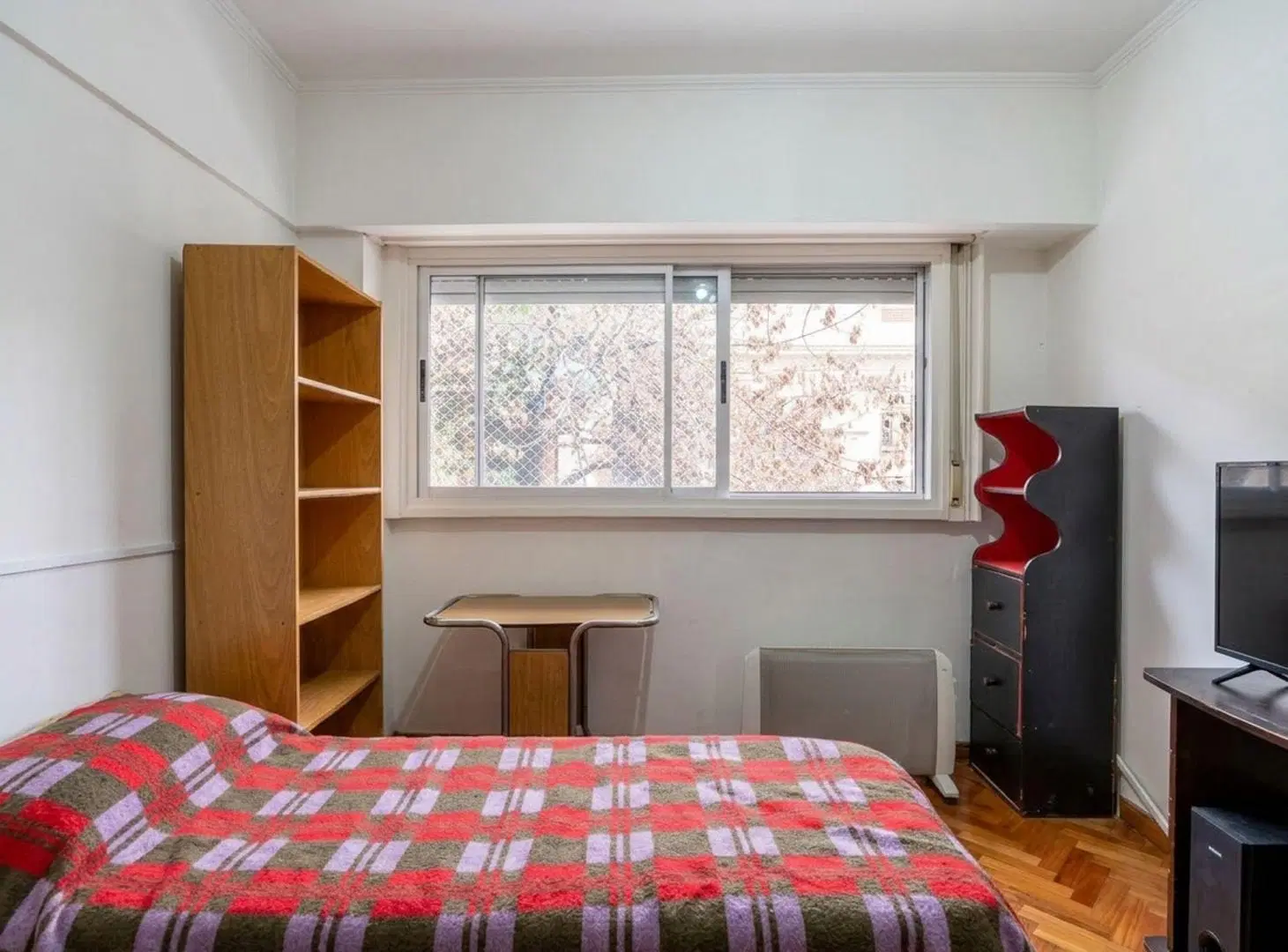 VENTA DEPARTAMENTO 4 AMBIENTES CON COCHERA-ALMAGRO 3