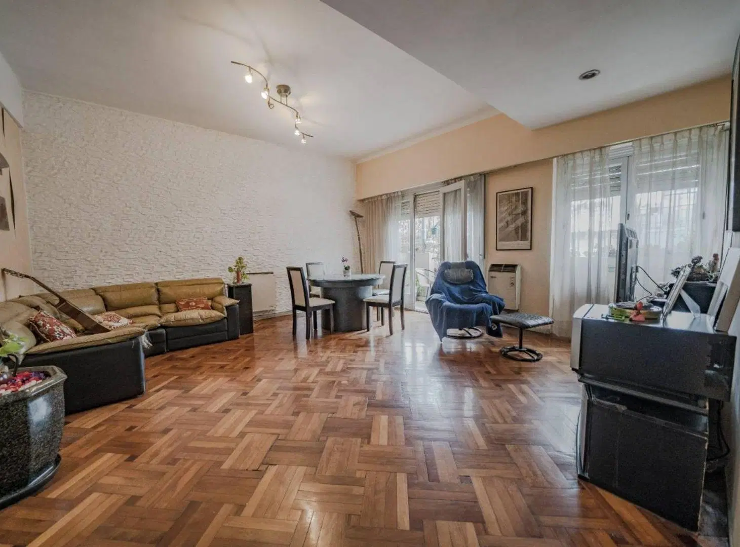 VENTA PH 5 AMBIENTES CABALLITO CON COCHERA 2