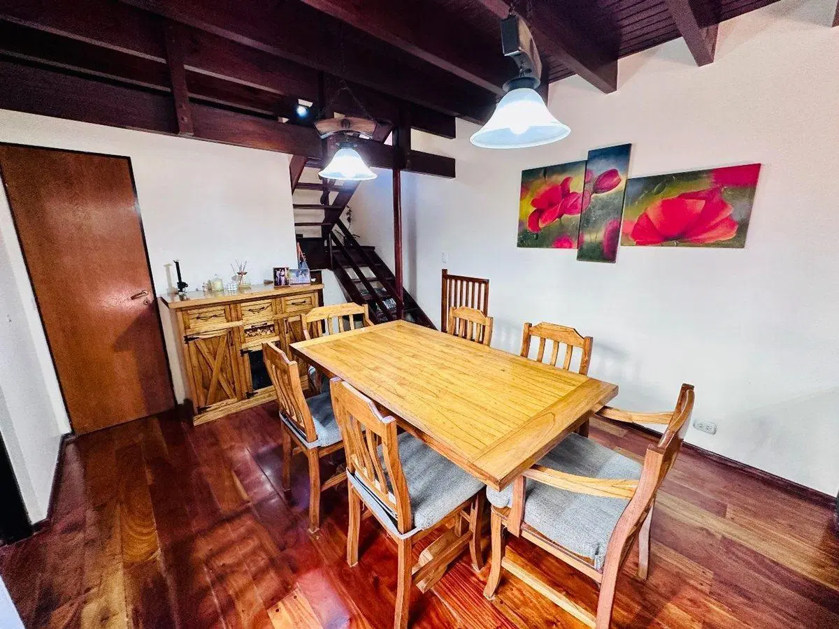 VENTA Casa Triplex Haedo Norte Barrio Guemes 5