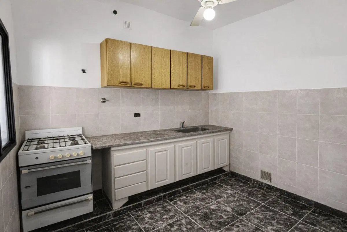 PH EN VENTA EN LANUS ESTE - ACEPTA PERMUTA 5