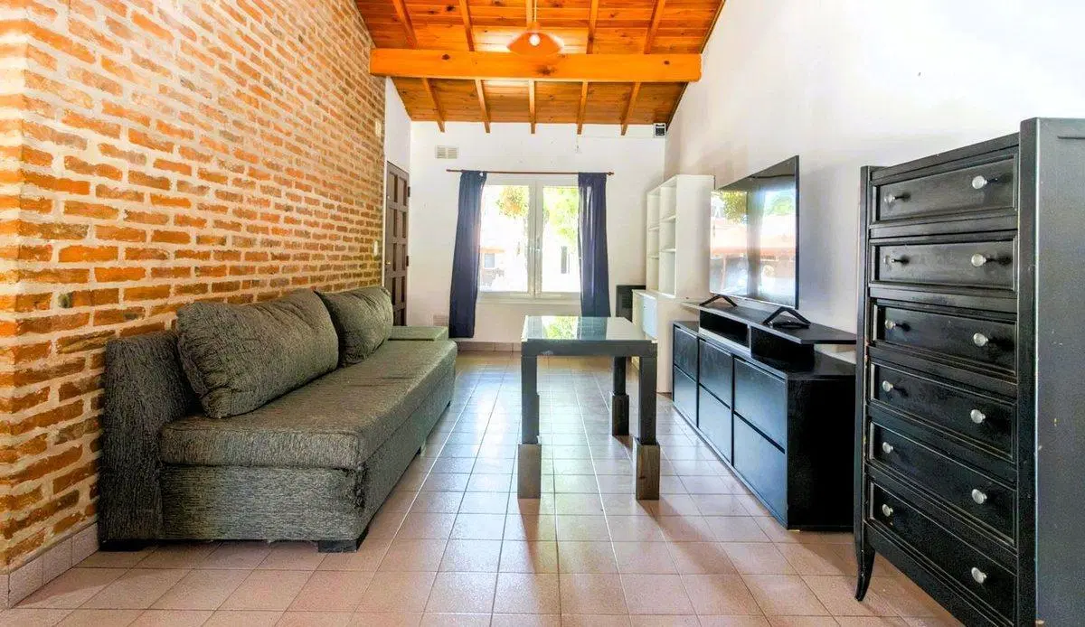 CASA EN VENTA 4 AMB - ALTOS DE PACHECO 2