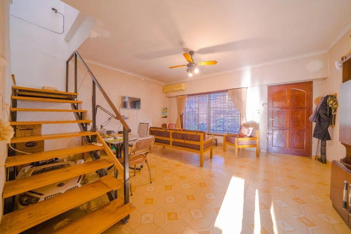 VENTA CASA 5 AMBIENTES VILLA ADELINA 2