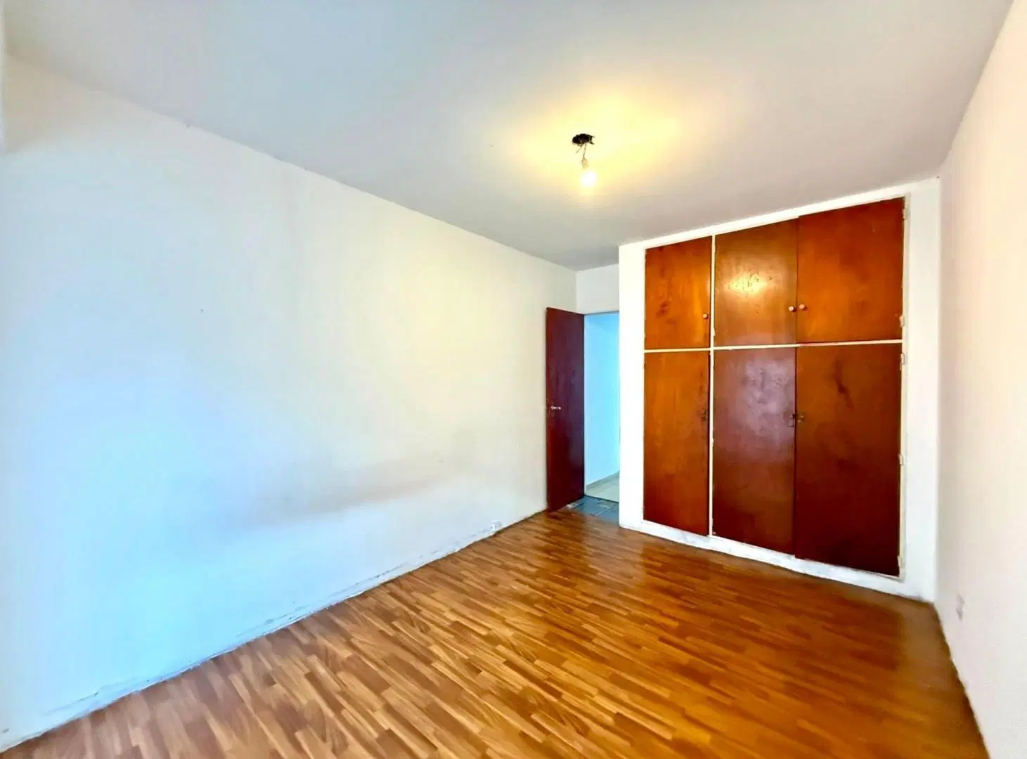 Departamento Venta 2 amb TERRAZA y Parrilla Flores 5