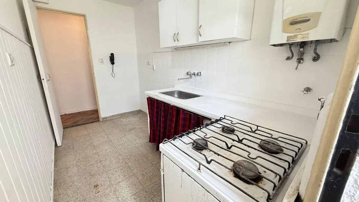 Venta depto 4 amb frente, balcón OLIVOS PERMUTA 5