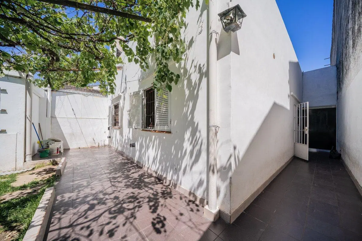 Casa Refacc. Beccar 4 Amb Jardín Galería Cochera. 3