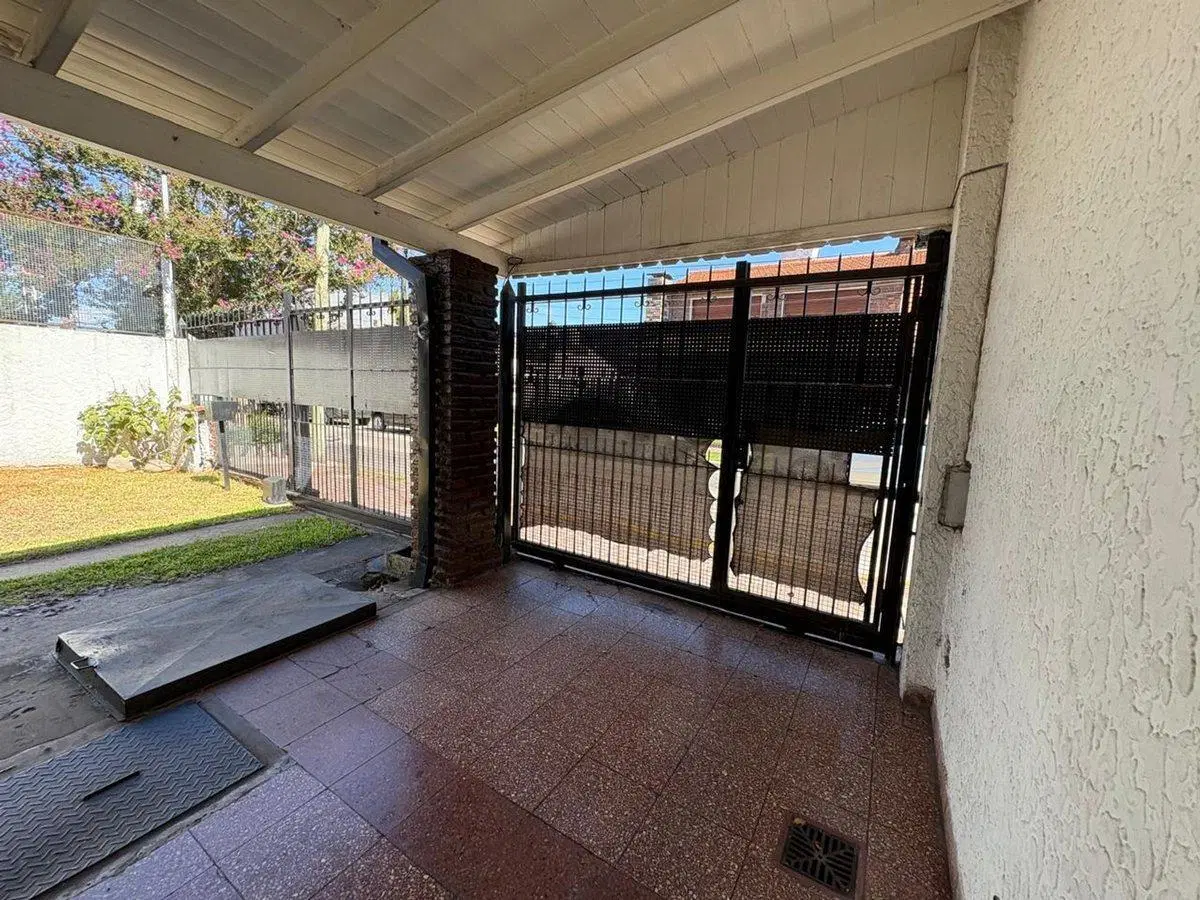 VENTA CASA BOULOGNE 4 AMBIENTES PILETA COCH-JARDIN 3