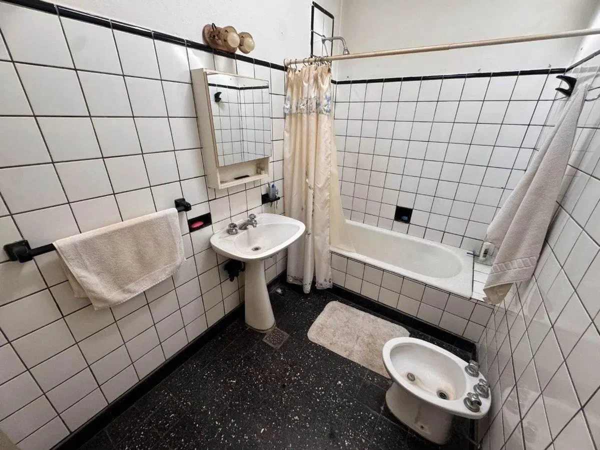 PH en venta Martinez, 3 amb con patio. Apto cred. 4