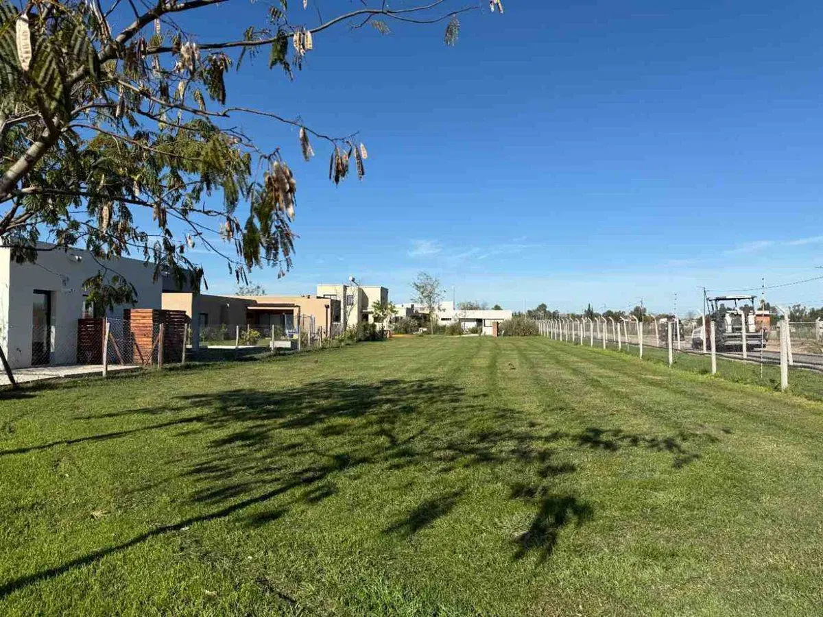 VENTA LOTE SANTA EMILIA PILAR DEL ESTE 2