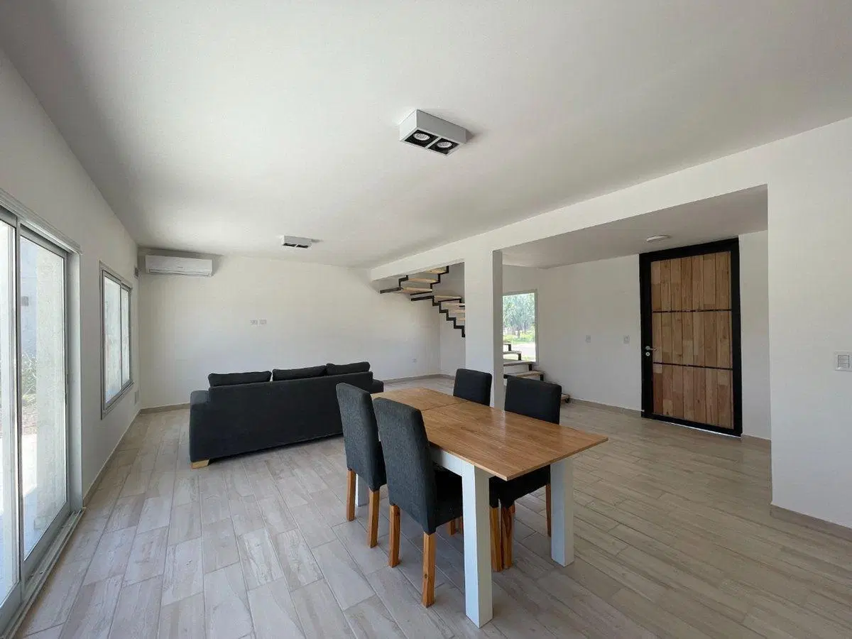 CASA EN SAN RAMON 4 AMB A ESTRENAR CON LAVADERO 2
