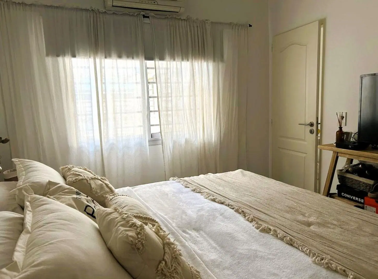 VENTA DEPARTAMENTO 3 AMB 2 COCHERAS BAULERA 2 5