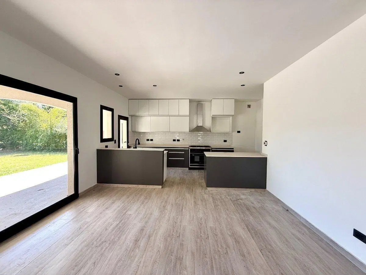 Casa VENTA pileta 6 ambientes B. Bermudas Pilar 4