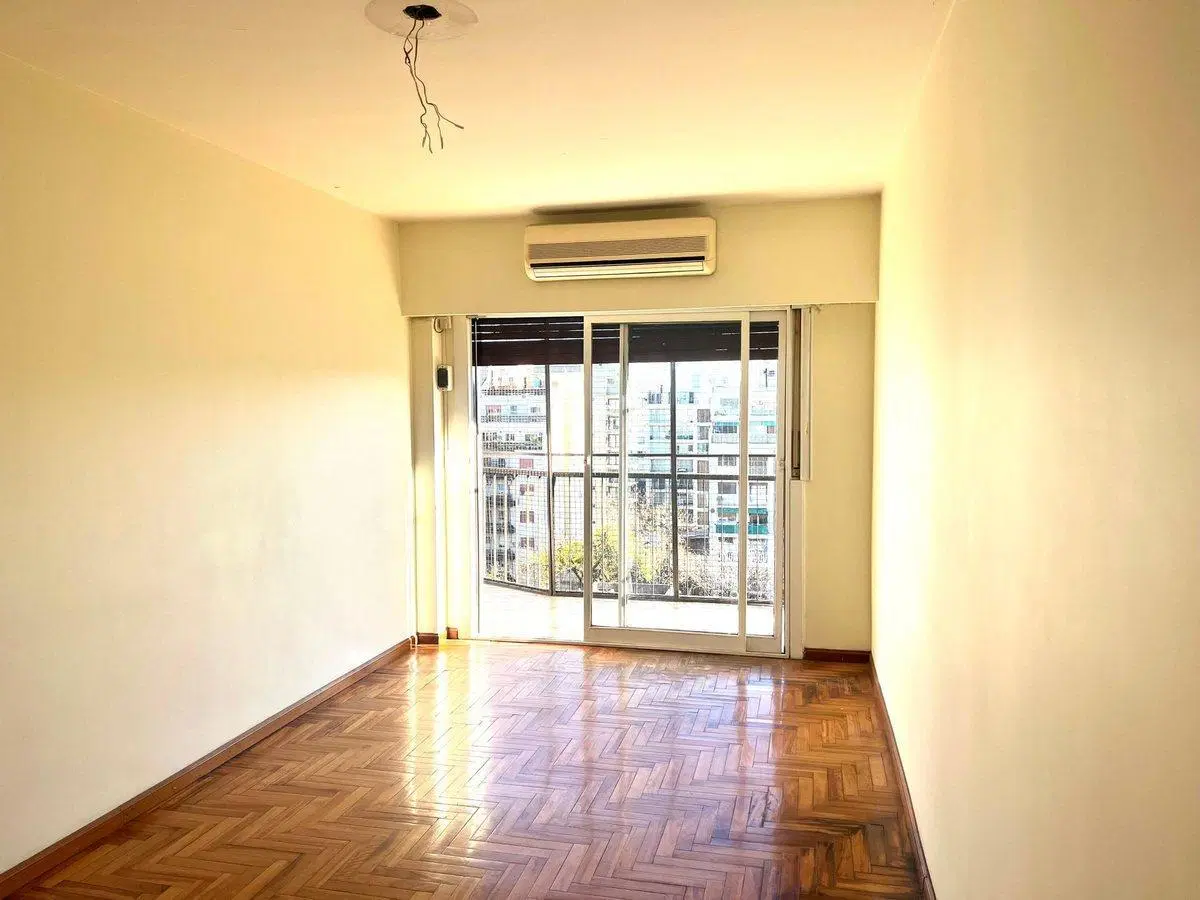 Venta departamento 4 ambientes Villa del Parque 3
