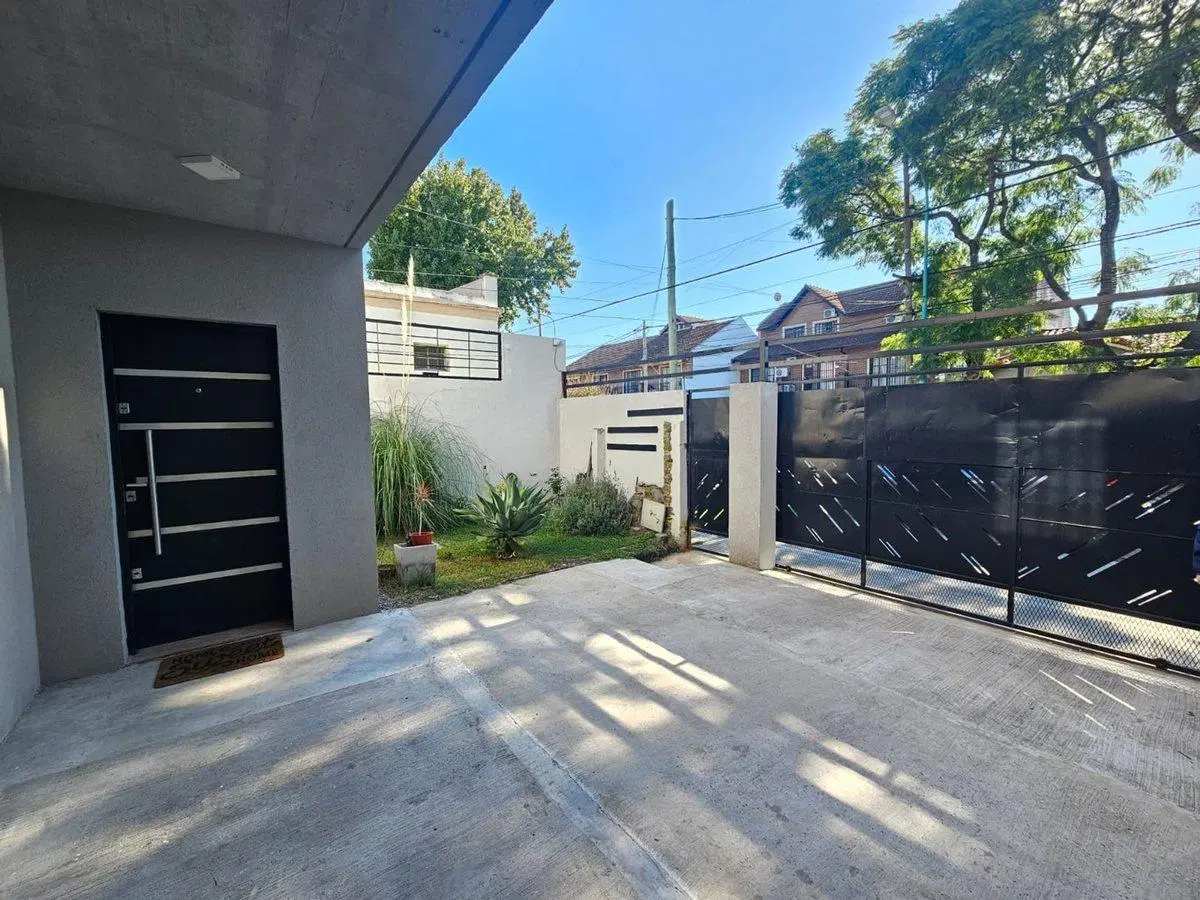 Casa venta 4 amb Villa Adelina quincho y piscina 4