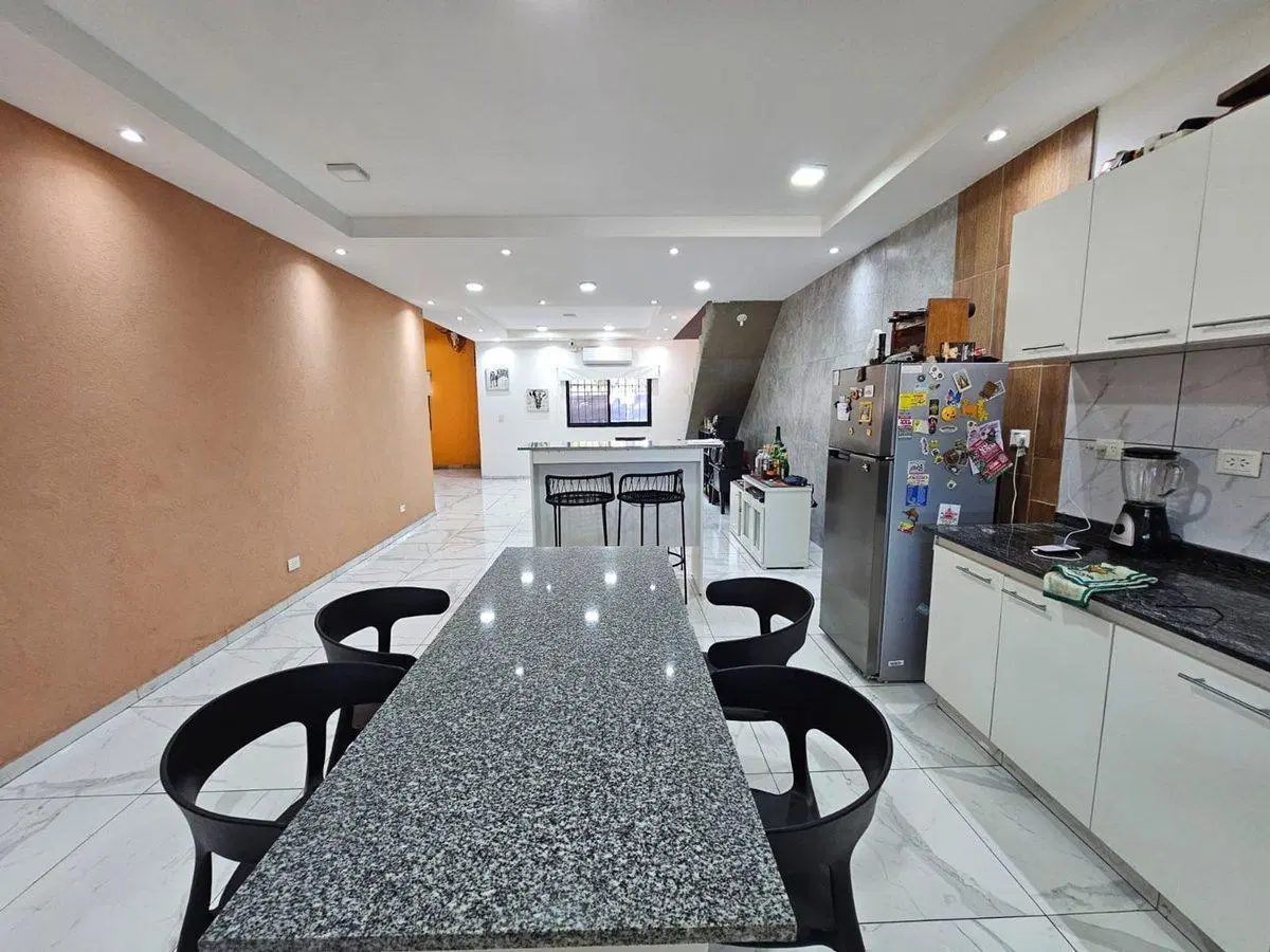 Casa venta 4 amb Villa Adelina quincho y piscina 8