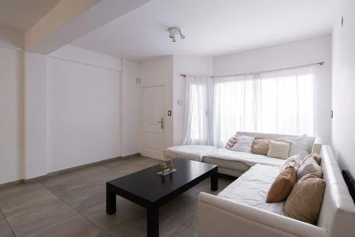 VENTA Casa en Garín Centro - jardín y cochera 5
