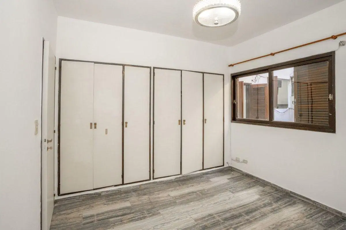 Dpto 2 amb con patio y cochera en venta Caballito 5