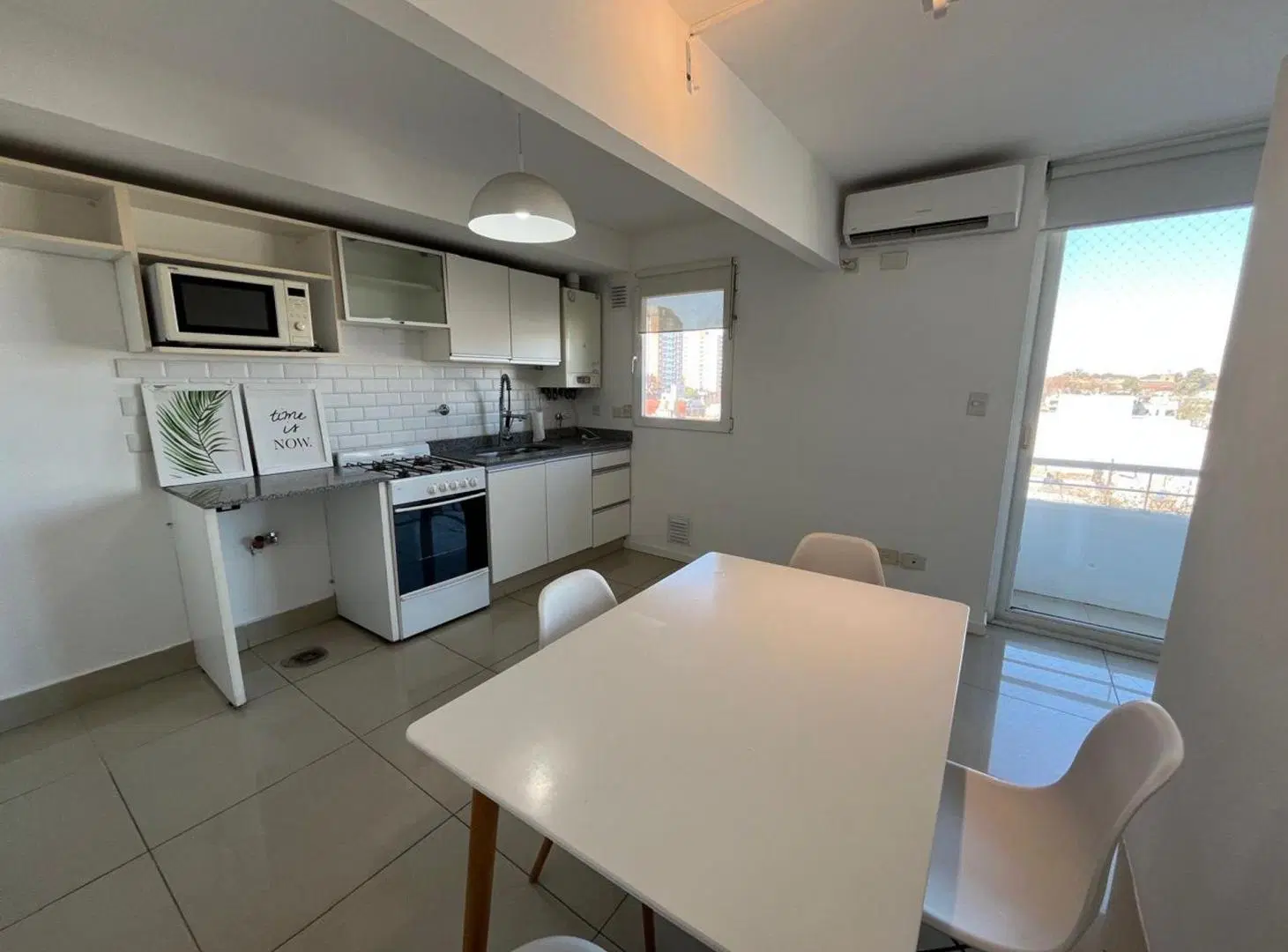 ALQUILER MONOAMBIENTE EN BECCAR CON BALCON/COCHERA 4