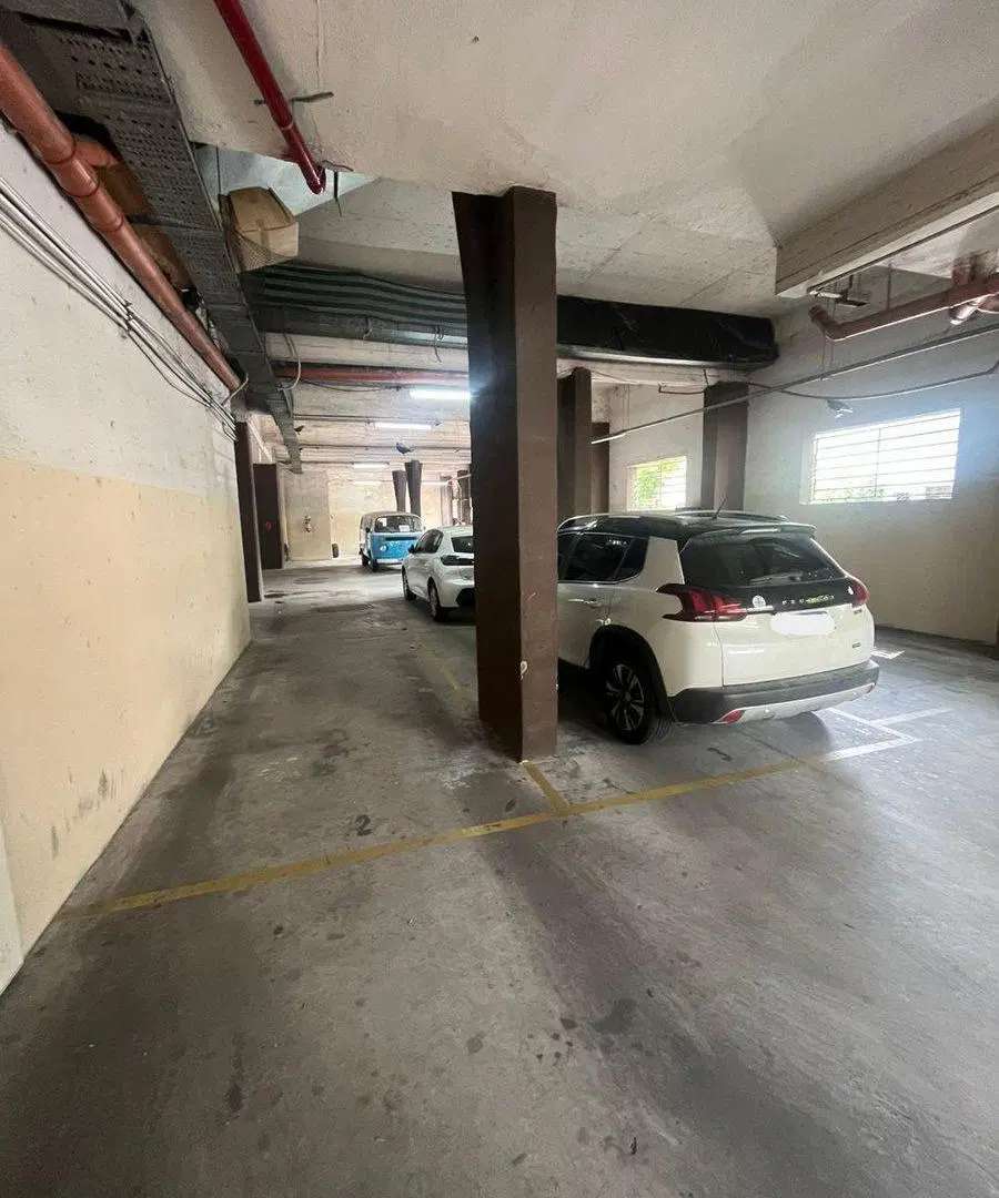 VENTA COCHERA CUBIERTA CABALLITO 3