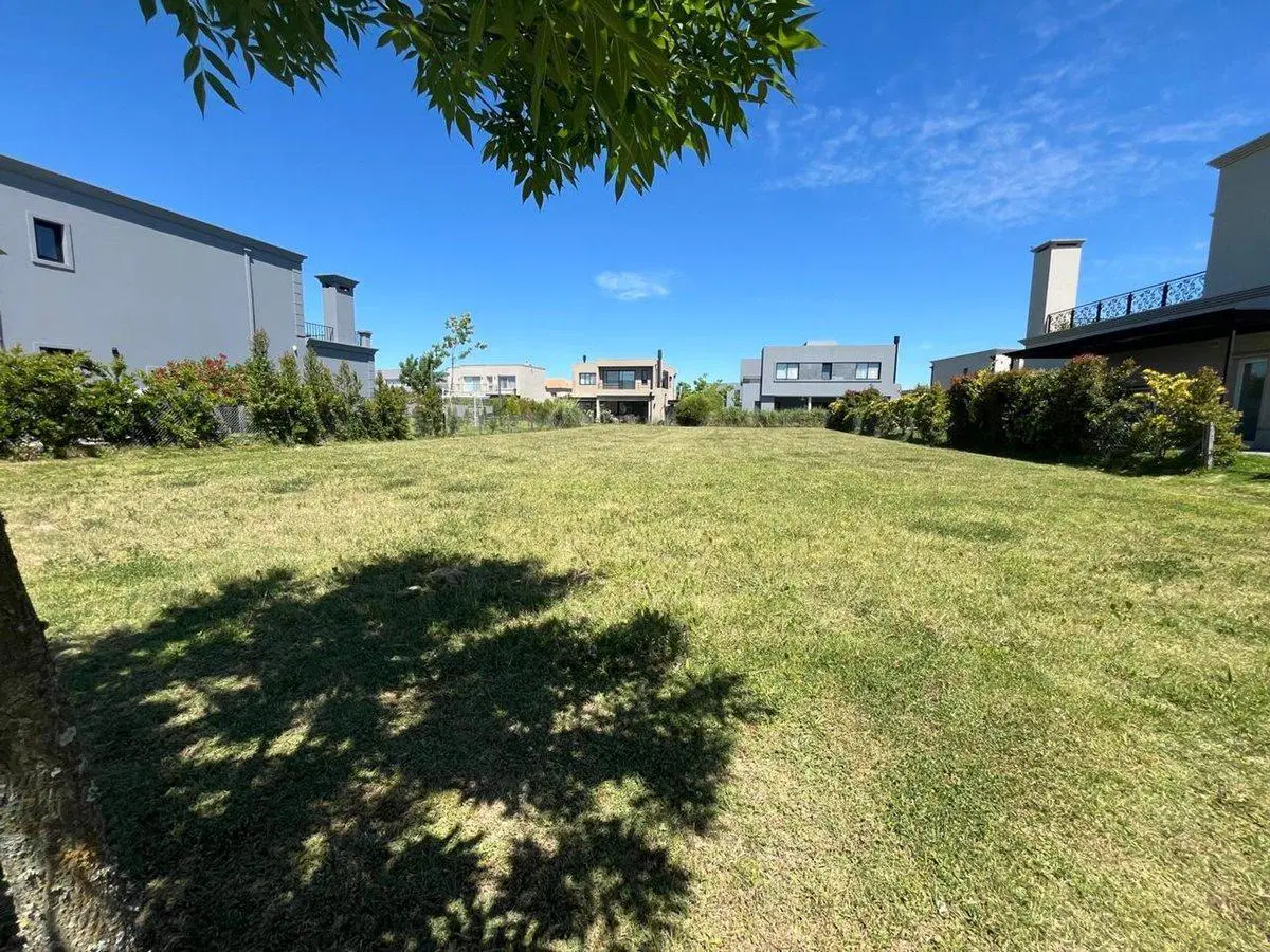 VENTA LOTE CENTRAL CEIBOS PUERTOS DEL LAGO ESCOBAR 5