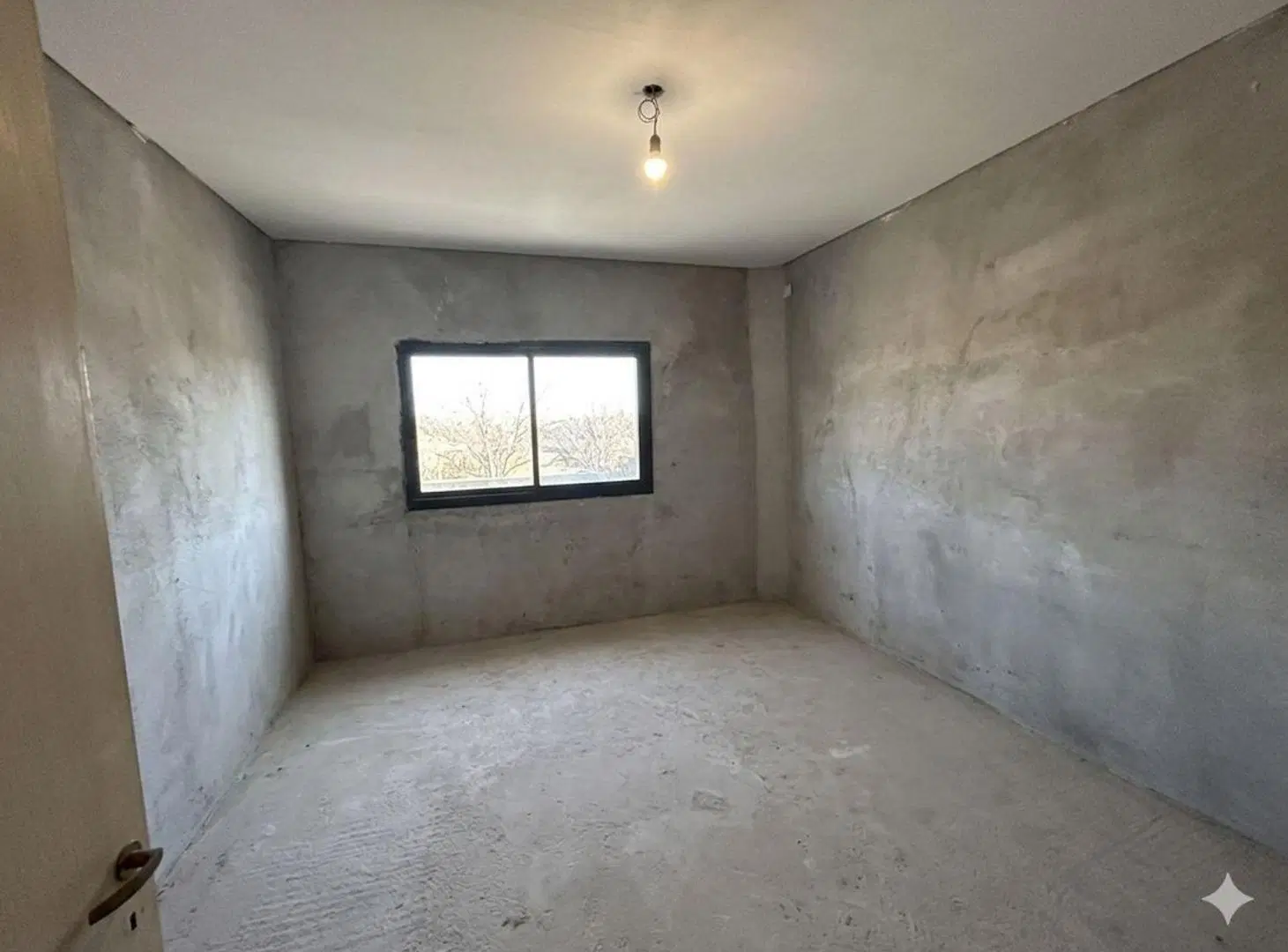 CASA 4 AMBIENTES REFACCIONADA LAS LOMAS SAN ISIDRO 2