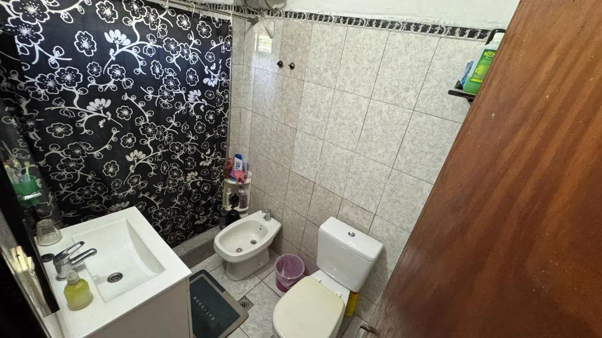 VENTA PH 2 PISOS 3 AMBIENTES Centro de José C. Paz 4