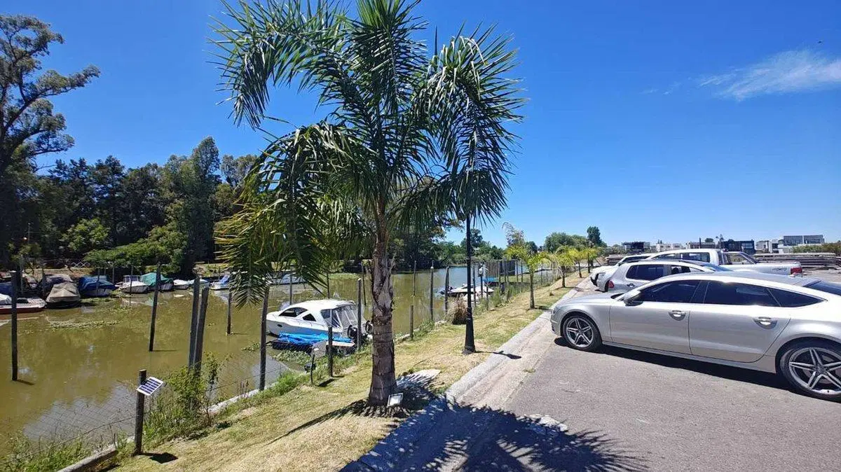 VENTA CASA 4 AMBIENTES VILA MARINA TIGRE 4