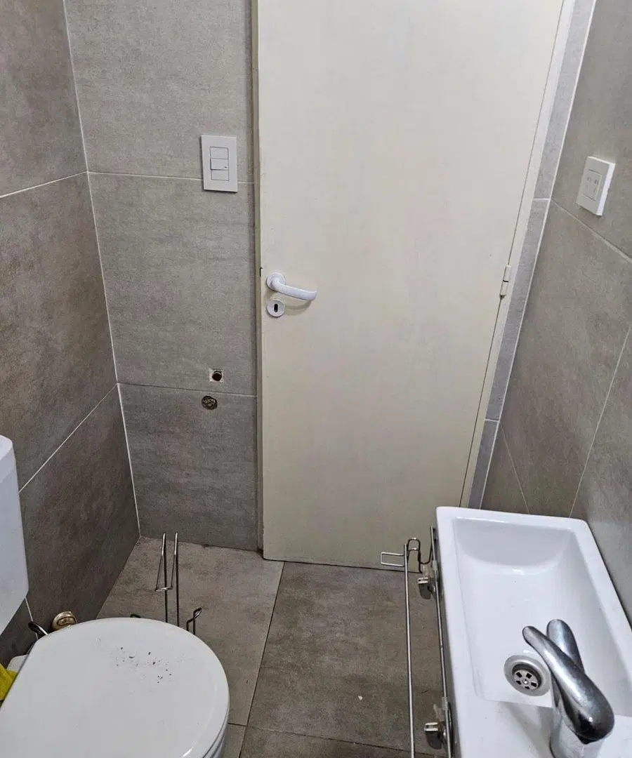 Venta 2 ambientes con Balcón al frente en Devoto 5