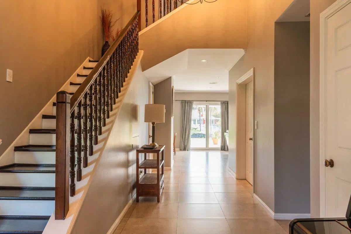 CASA EN VENTA AL LAGO EN NORDELTA 2