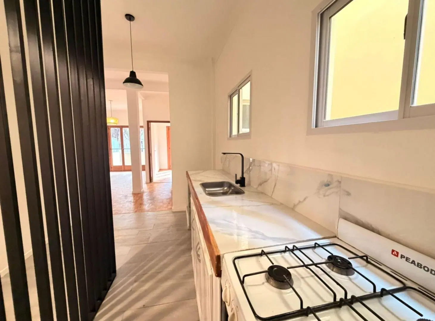 VENTA 2  ambientes con balcón en Palermo 3