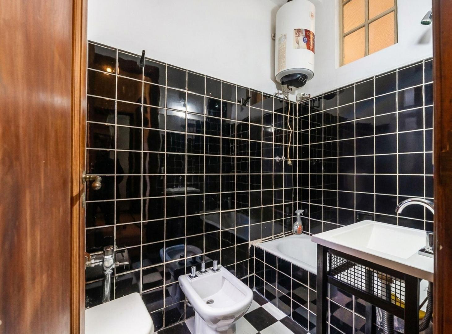 Foto de DEPARTAMENTO 2AMB EN VENTA EDIFICIO ESTILO CABA, imagen 4