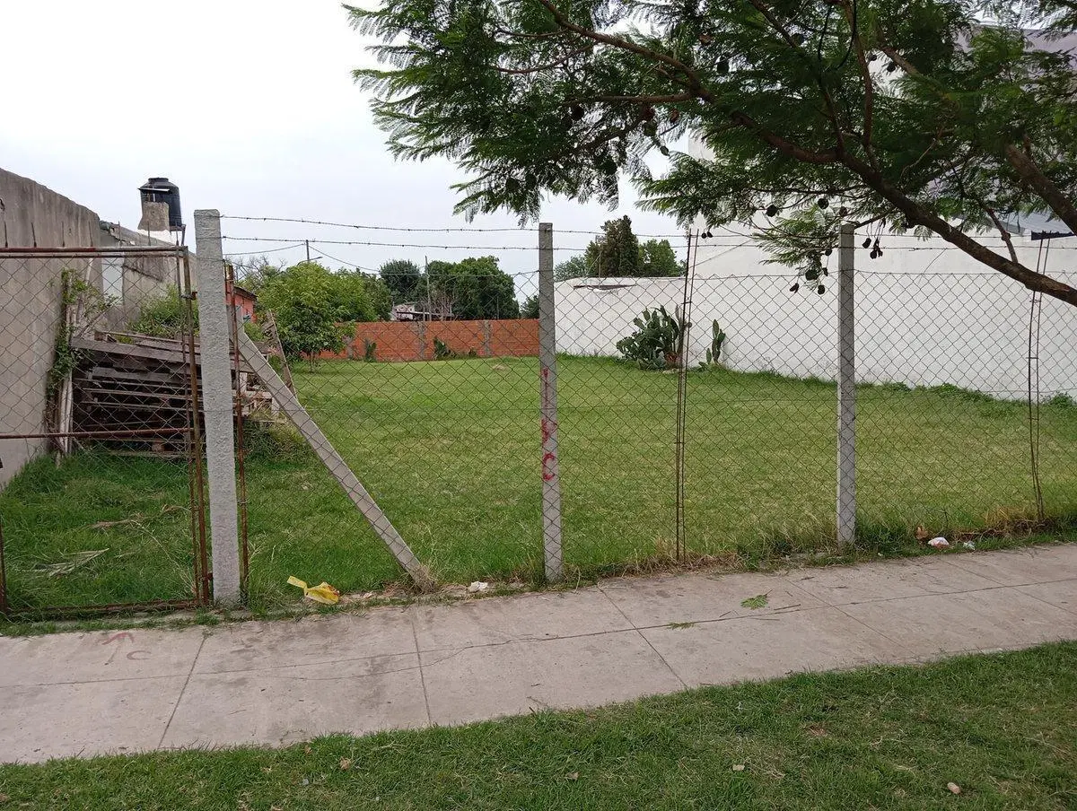 LOTE EN VENTA BENAVIDEZ 3