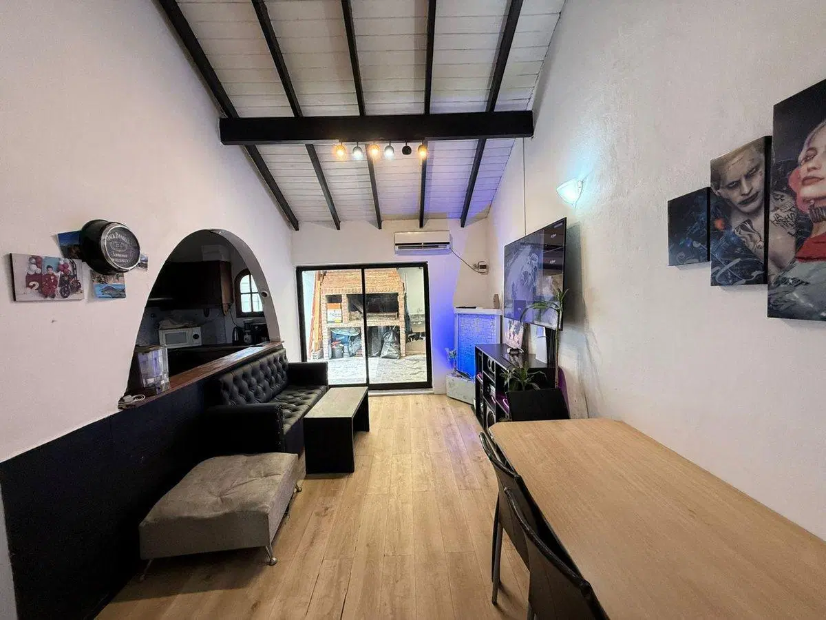 CASA MODERNA EN GARÍN – entras y vivis 3