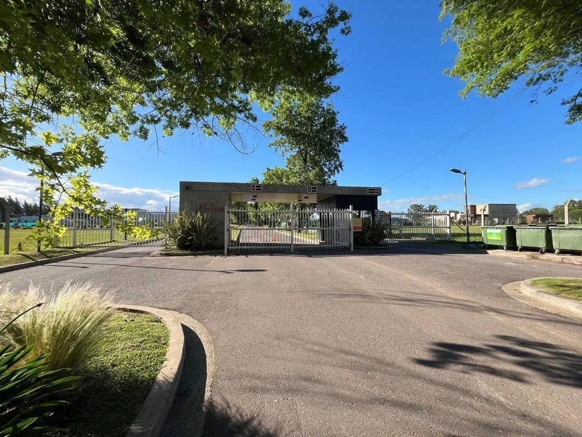 VENTA DE LOTE EN BARRIO MATISSE LOS CARDALES 2