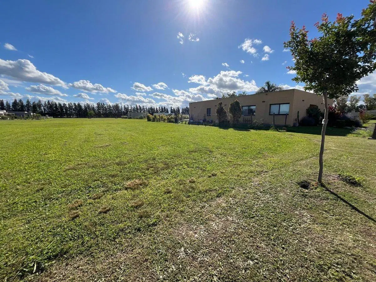 VENTA DE LOTE EN BARRIO MATISSE LOS CARDALES 3
