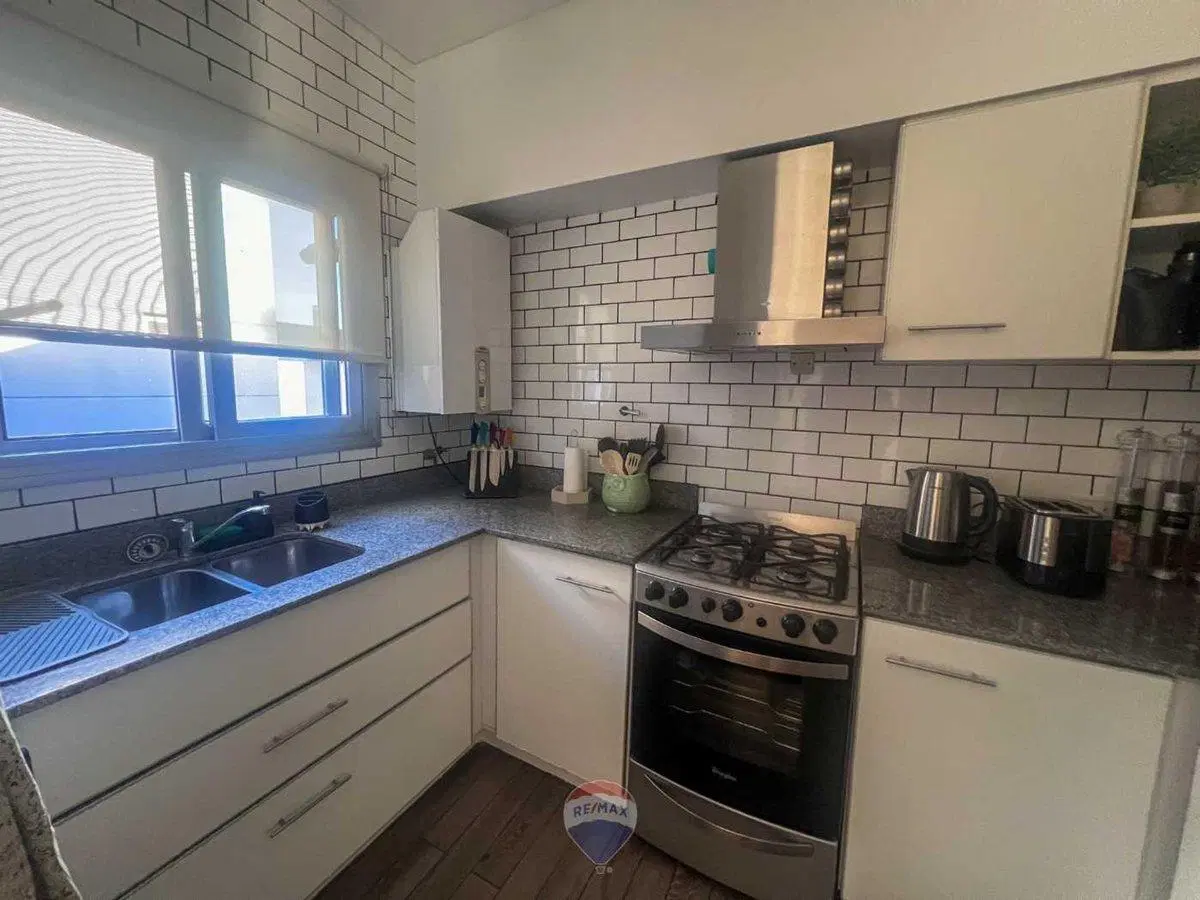 Venta Dúplex 3 Amb c/ Terraza Propia y Coch 5