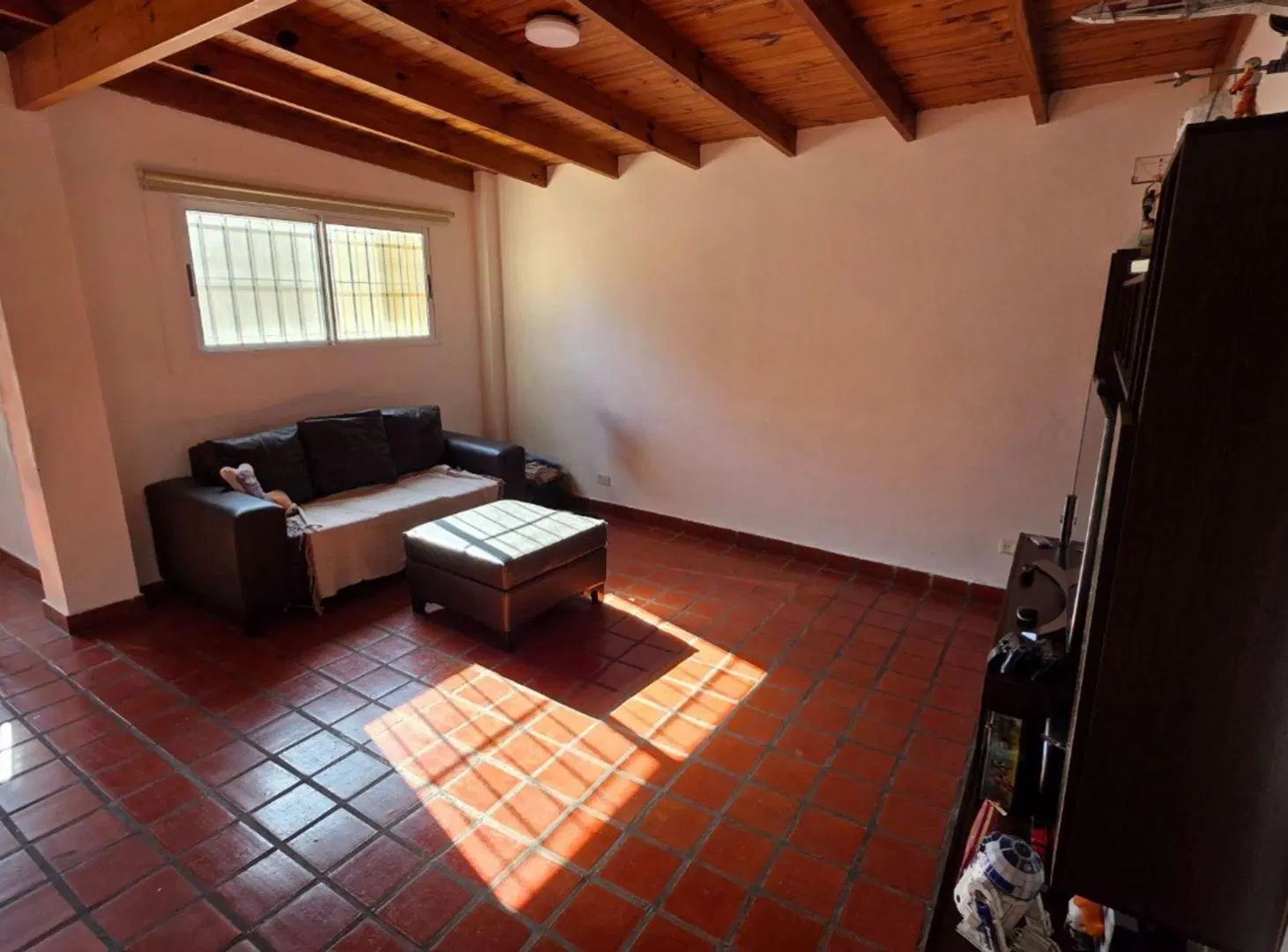 CASA VENTA CASEROS 5 amb con jardin y piscina 2