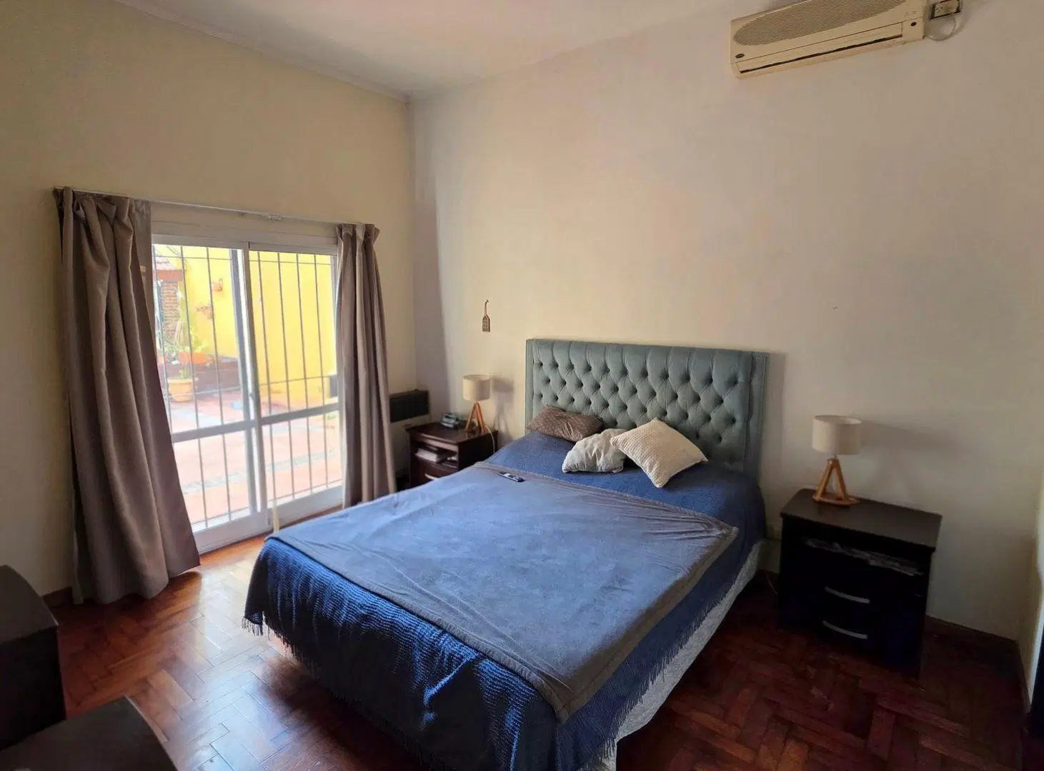 CASA VENTA CASEROS 5 amb con jardin y piscina 4