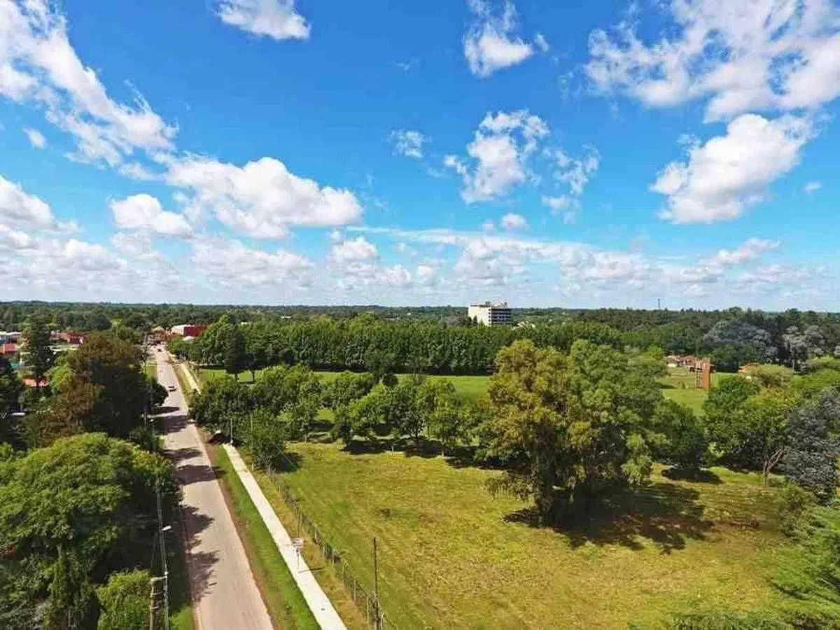 Venta Lote de 304 metros Barrio Parque de Escobar 2