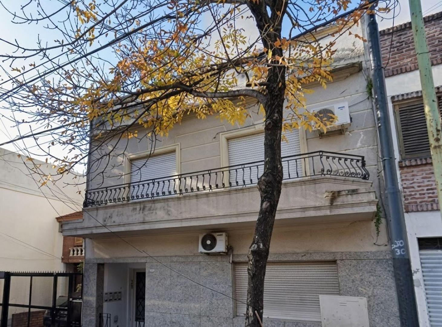 VENTA PH EN VILLA DEL PARQUE PRIMER PISO