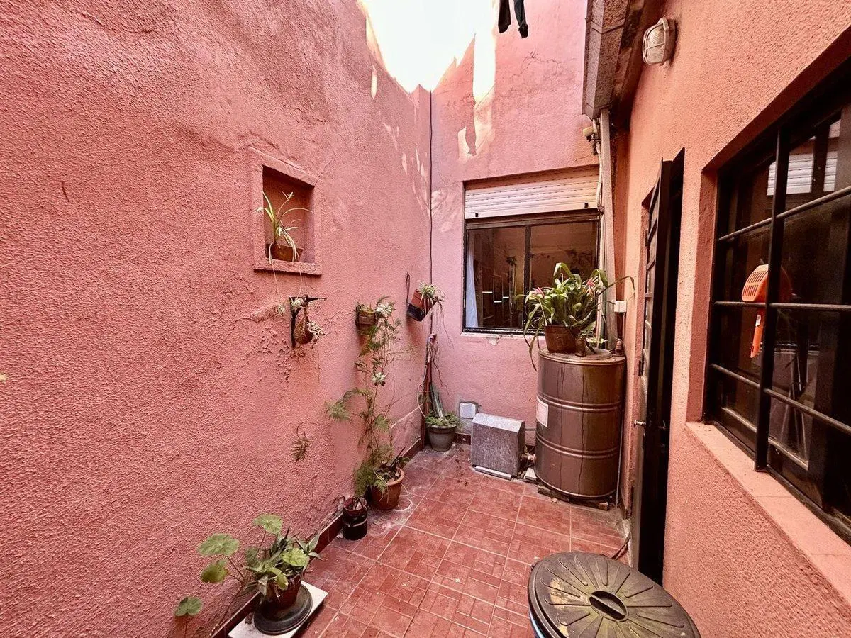 CASA EN VENTA 5 AMBIENTES VICENTE LÓPEZ  PERMUTA 8