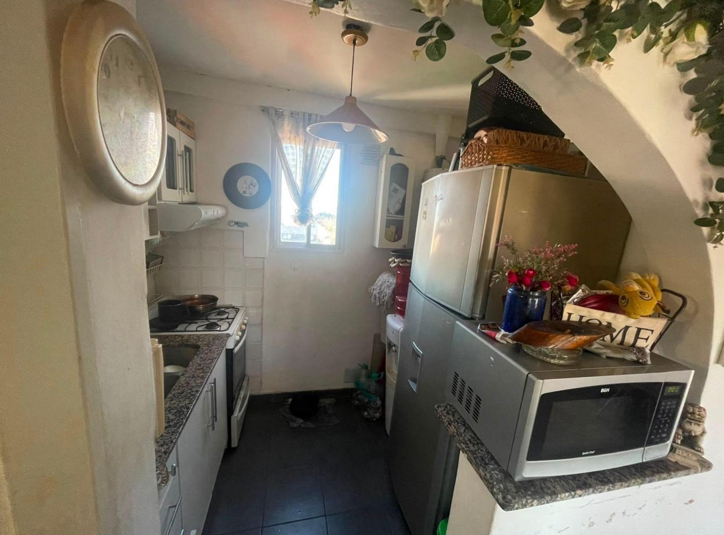 Foto de VENTA NUDA PROPIEDAD 2 AMBIENTES SAAVEDRA, imagen 2